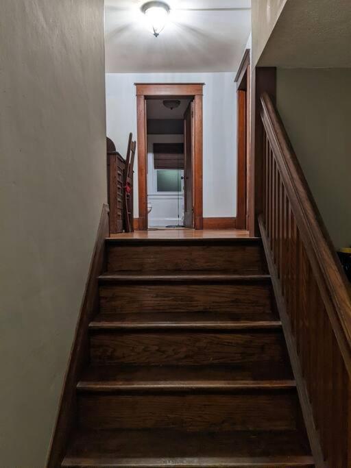 Large Bakery Apartment - Central Downtown Location Fredonia Exteriér fotografie